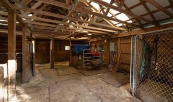 27 Arabian Way, Chester, NH 03036