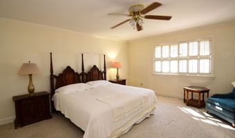 15 Ash Hill Ct, Batesville, IN 47006