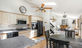 1801 W Cheyenne Ct, Polk City, IA 50226