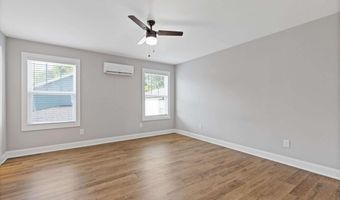 226 Old Canton Cir, Ball Ground, GA 30107