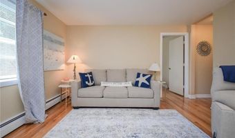 70 Carroll Ave 509, Newport, RI 02840