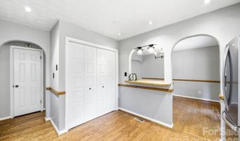 337 Woody Ln, Asheville, NC 28804