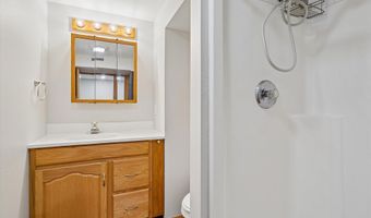 621 SE 4th St, Ankeny, IA 50021