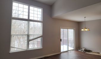 13 Brian Ct, Algonquin, IL 60102