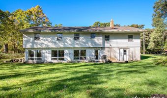 970 Buttrick Ave SE, Ada, MI 49301