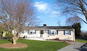 7 Restmere Ter, Middletown, RI 02842