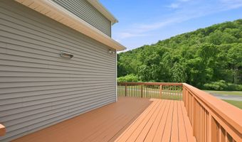 63 Meadow Brook Rd, Brookfield, CT 06804