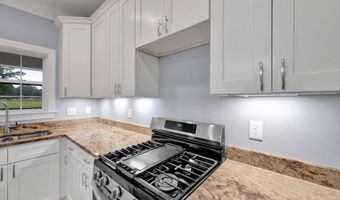 8077 ELLIS, Bartlett, TN 38133