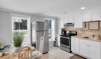 512 Main Ave #5, Bay Head, NJ 08742