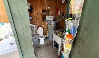 988 S Emerald Isle, Alderson, WV 24910