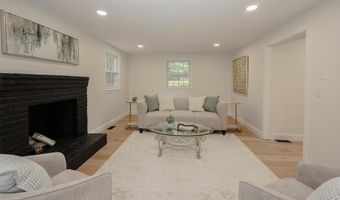 9 Northfield Rd, Amherst, NH 03031