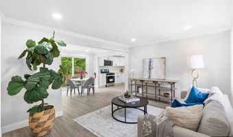 36 Deerfield St, Bergenfield, NJ 07621