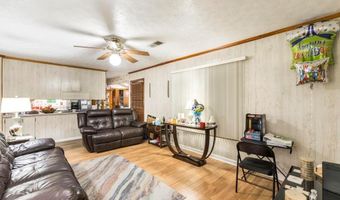 2002 Hickory Dr, Americus, GA 31719