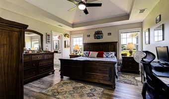 127 Hidden Valley Dr, Bardstown, KY 40004