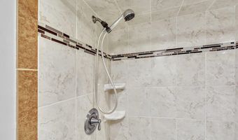 77 Navesink Ave, North Middletown, NJ 07748