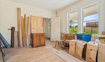31 Bath St, Bath, ME 04530