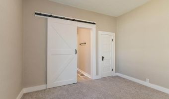 1707 W 8th St, Anderson, IN 46016