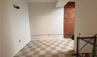 347 N 8th St, Allentown, PA 18102