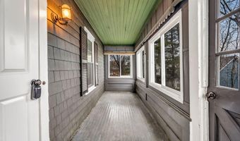 22 Parker St, Bangor, ME 04401