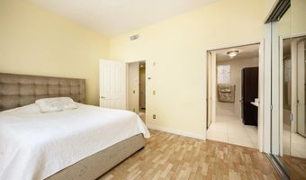 521 Arbor Dr 105, San Diego, CA 92103