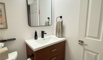 1899 Woodgate St, Austintown, OH 44515
