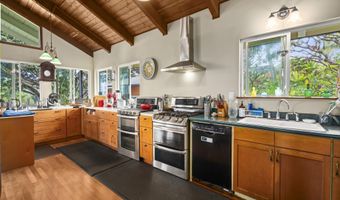 245 N HONOKALA Rd A, Haiku, HI 96708