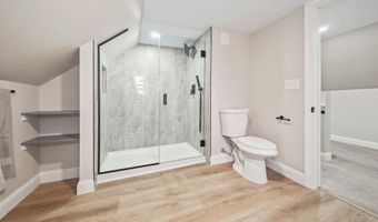 90 Battle St, Bristol, CT 06010