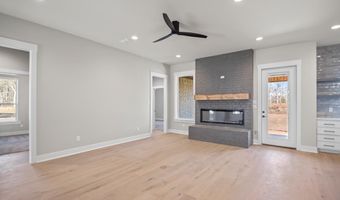 6178 Majestic Waters, Benton, AR 72019