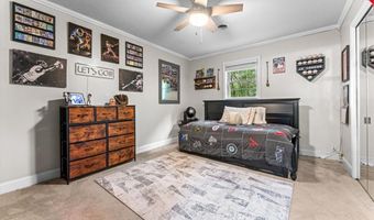702 Dewoody Dr, Bentonville, AR 72712