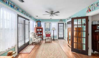 905 N 2nd St, Arkansas City, KS 67005
