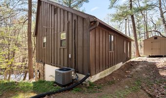 513 FAIRWAY Dr, Basye, VA 22810