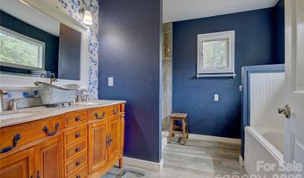 2825 Harrell Hill Rd, Bakersville, NC 28705