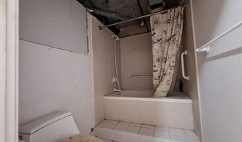 501 Hahaione St 1-14L, Honolulu, HI 96825