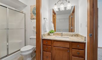 4490 W TRASINO Way, Appleton, WI 54913