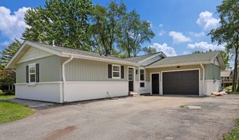 26097 W Channel Ave, Antioch, IL 60002