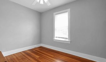 33 School St, Ashville, OH 43103