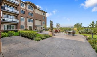 363 SW Bluff Dr 409, Bend, OR 97702
