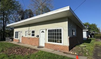 2350 Newton St, Akron, OH 44305
