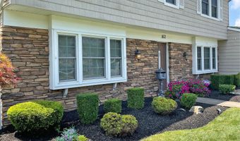 162 Ivy Hill Dr, Aberdeen, NJ 07747