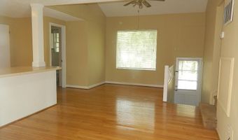 1519 Woods Rd Apartment B, Florence, SC 29501