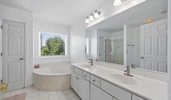 1900 Old Hickory Ct, Arnold, MO 63010