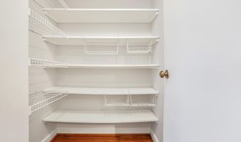 5904 MOUNT EAGLE Dr 718, Alexandria, VA 22303