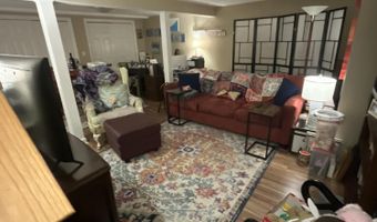 92 Brentwood Ln, Barnstable, MA 02630