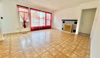 569 Broadway St, Austin, IN 47102