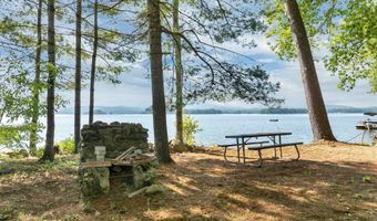 2 S Kenney Shr, Wolfeboro, NH 03894