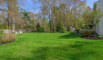 56 Carroll St, Falmouth, ME 04105