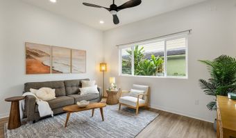47-726 Kamehameha Hwy D, Kaneohe, HI 96744