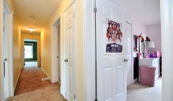 34 Chippenwood Ln, Bristol, CT 06010