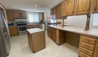 98609 CAMELLIA Dr, Brookings, OR 97415