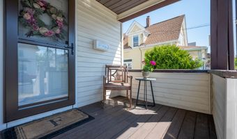 84 Jewett Ave, Bridgeport, CT 06606